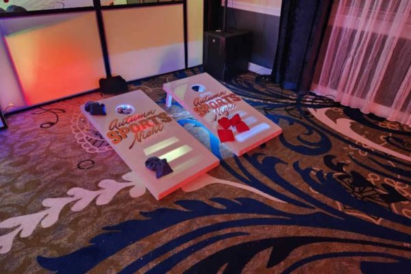 cornhole-3-min LED cornhole